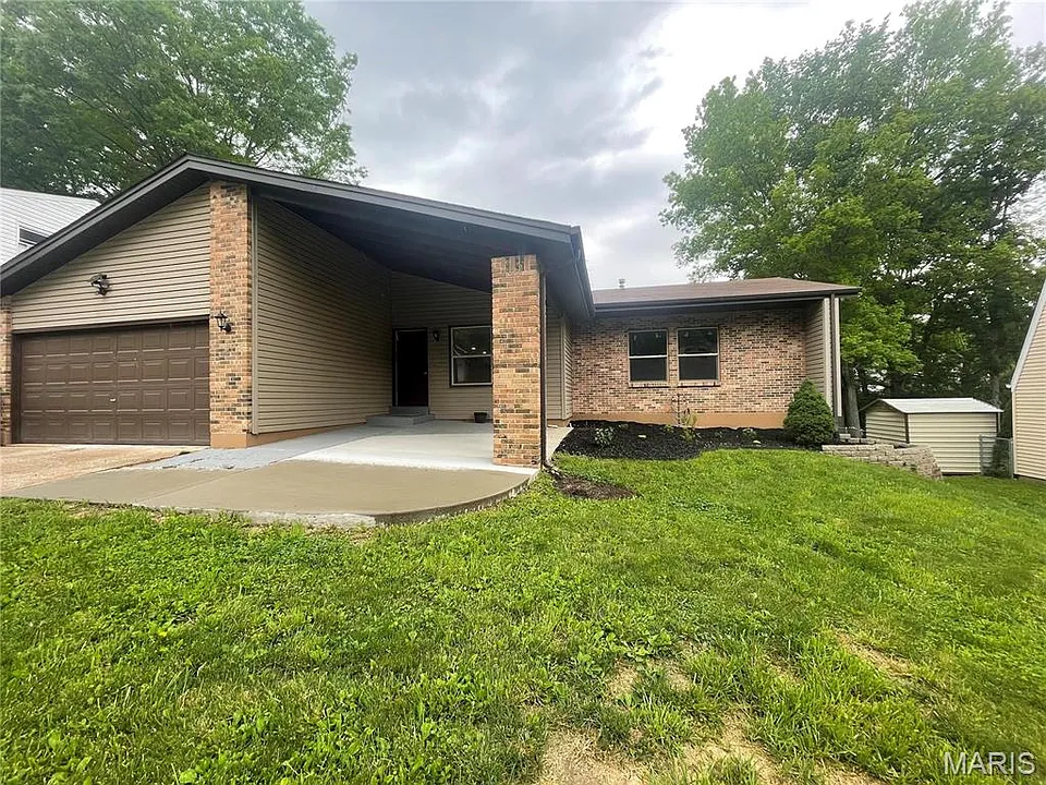 1861 Catlin Dr