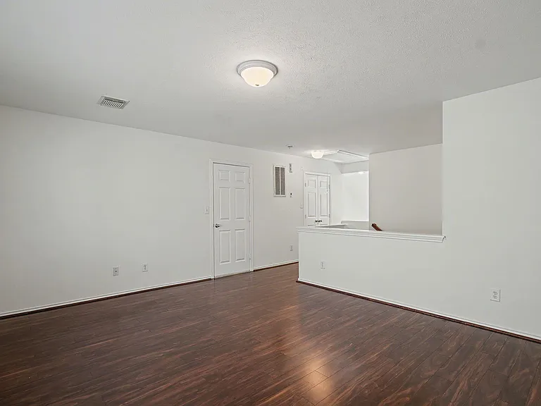 2416 Charleston St #A — Photo 17