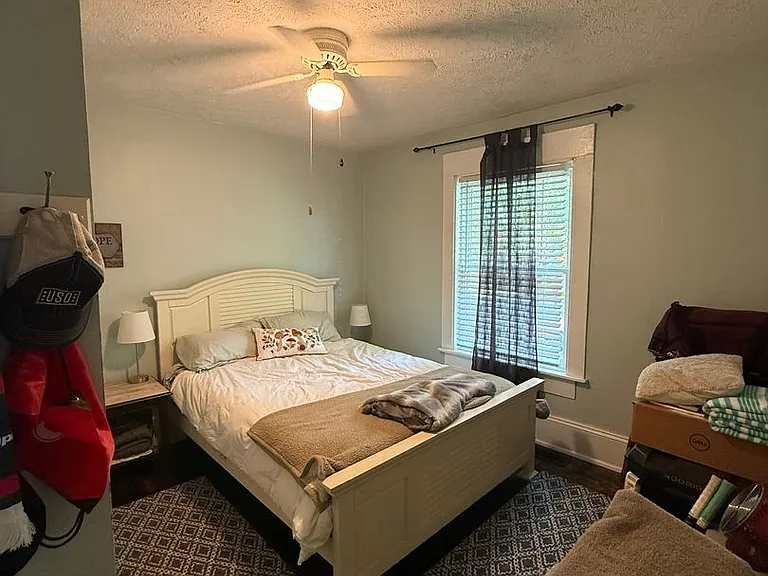 406 Pearl St — Photo 21