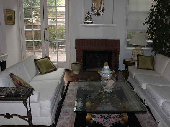5th image of 20950 Oxnard St APT 29
