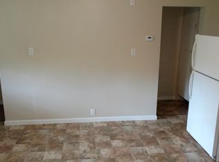 132 S Pine St #3, Ellsworth, PA 15331