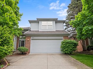 3099 Silverbrook Dr, Rochester, MI 48306