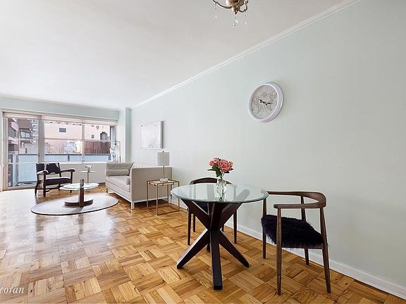 2nd image of 1659 2nd Ave #10D