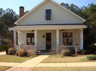 31 Cinnamon Fern Ln, Hattiesburg, MS 39402