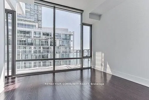 39 Queens Quay E #815 — Photo 27