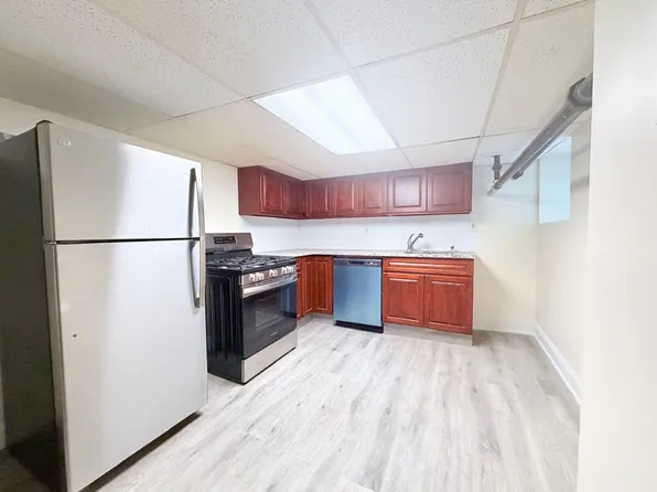 112 Glenwood Ave #B2e, Jersey City, NJ 07306