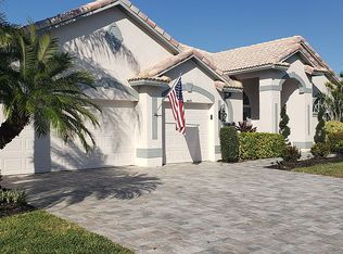 4625 Chase Oaks Dr, Sarasota, FL 34241