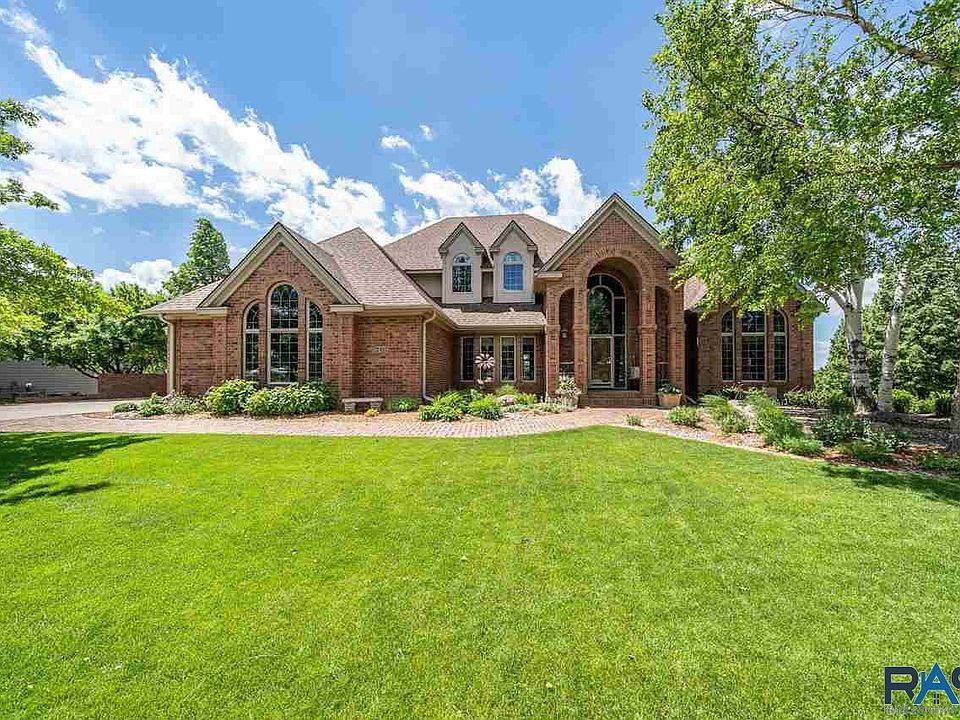 2817 S Saint Francis Ln, Sioux Falls, SD 57103 Zillow