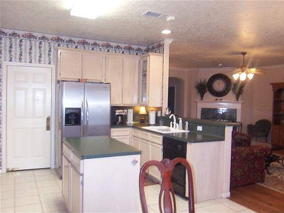 5th image of 7810 Lantana Ln