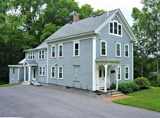 33 Maple St, Sterling, MA 01564
