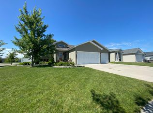 4249 17th St S, Moorhead, MN