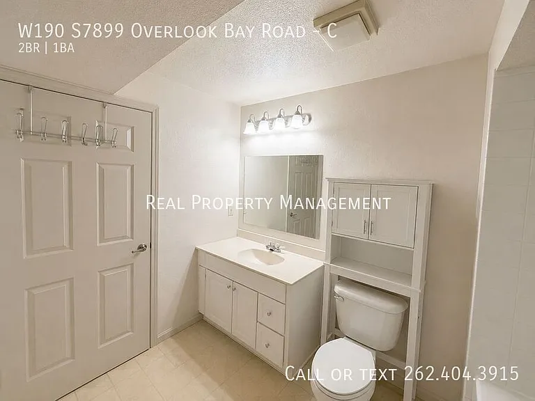 W190S7899 Overlook Bay Rd #C — Photo 6