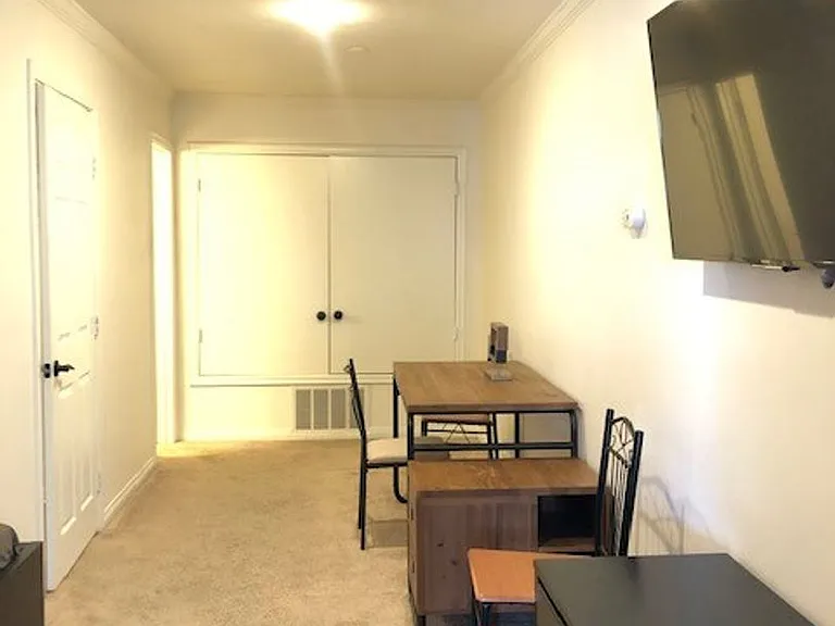 17200 Newhope St #6 — Photo 5