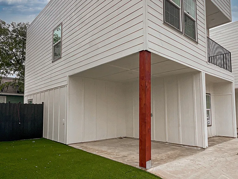 630 Iowa St — Photo 10
