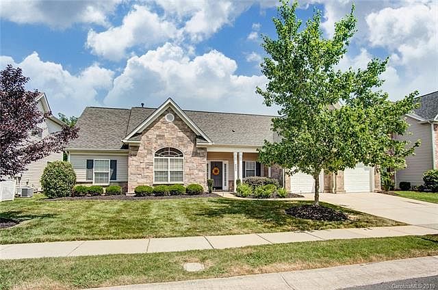 1st image of 6004 Kirkwynd Commons Dr