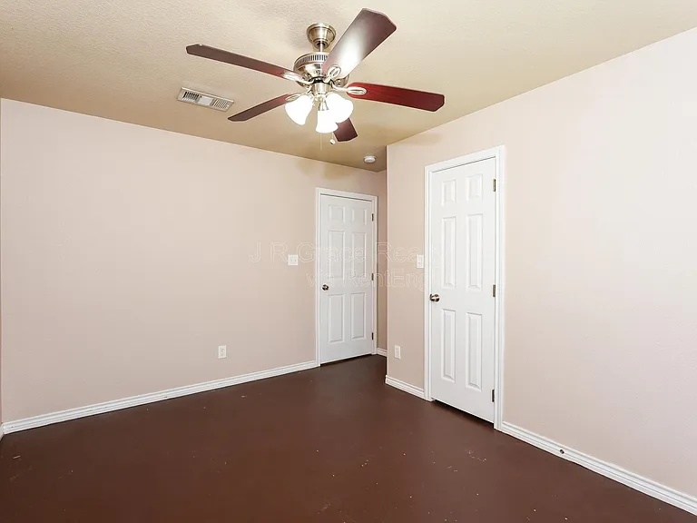 764 Rocky Ridge Flts — Photo 8