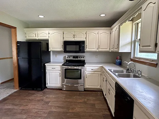 512 McDonald Rd — Photo 4