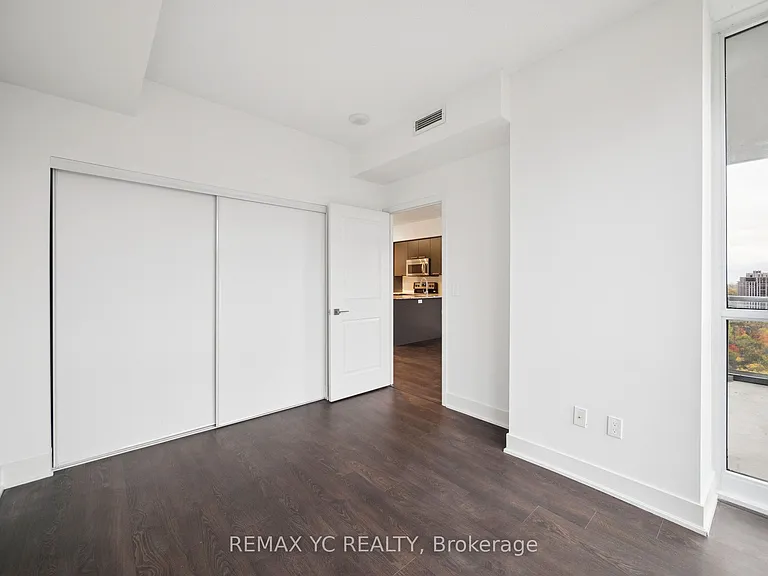 88 Sheppard Ave E #2305 — Photo 9