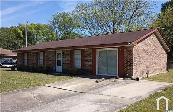 32 Carriage House Rd SW