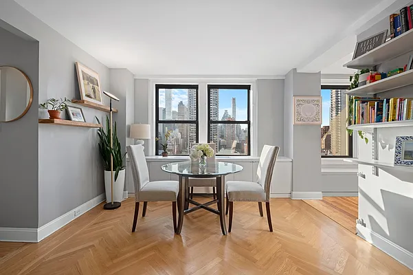 400 East 59th Street #16B in Sutton Place, Manhattan