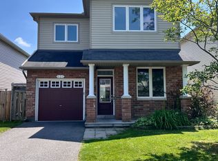 420 Abbeydale Cir, Ottawa, ON K2K 0E8