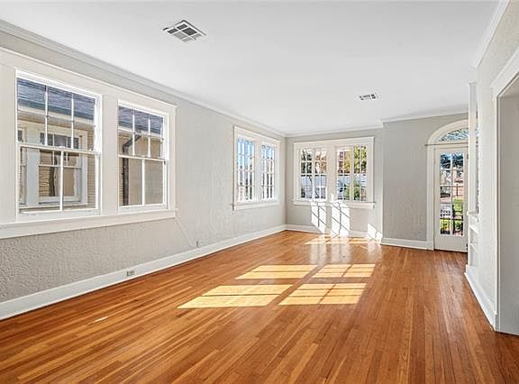3rd image of 1635 Jefferson Ave