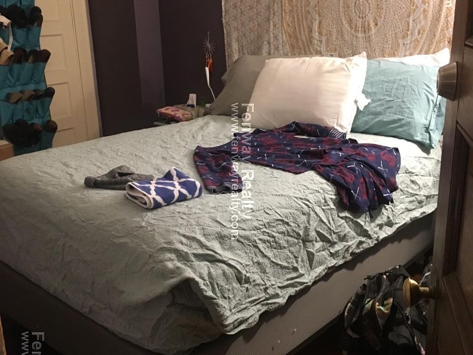 2nd image of 52 Fenway #4F