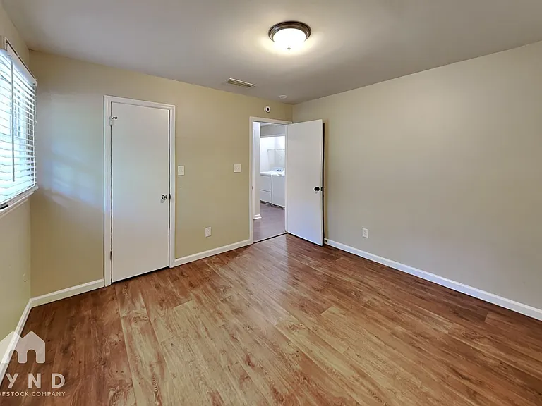 3295 Redona Dr — Photo 10