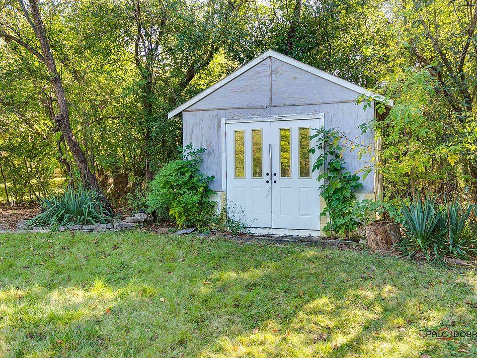 2nd image of 29845 N River Dr