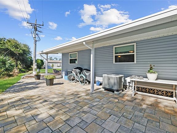 3rd image of 504 Timber Ln S
