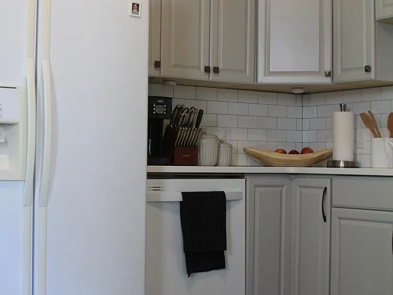 2118 Grand St NE #1 — Photo 5