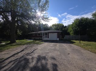 8410 Lakewood Dr NE, Spring Lake Park, MN 55432