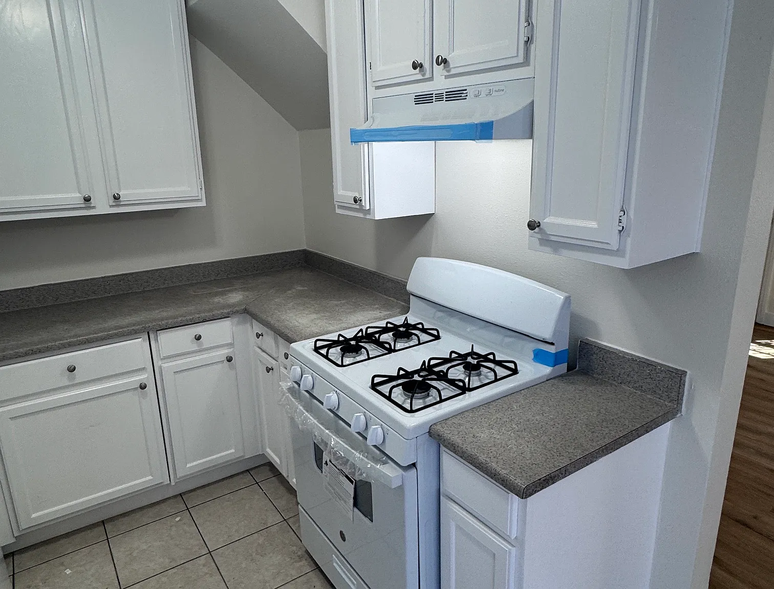 4 bed, 1500 sqft, $3,390 — Photo 4