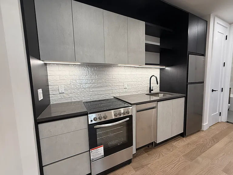 2324 Bedford Ave #2B — Photo 9