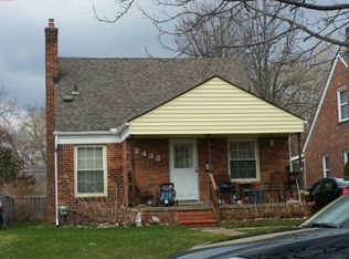 2433 N Wilson Ave, Royal Oak, MI 48073