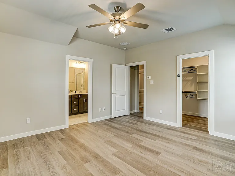 The Residences at Harrison Park — Photo 44