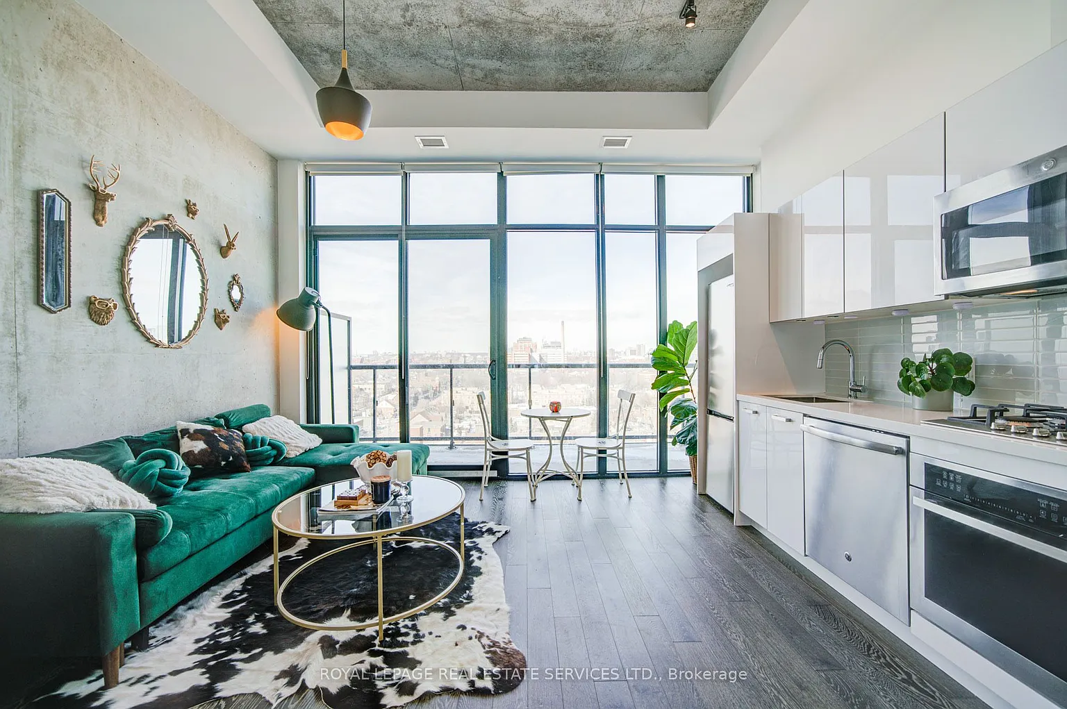 608 Richmond St W #1311 photo 1