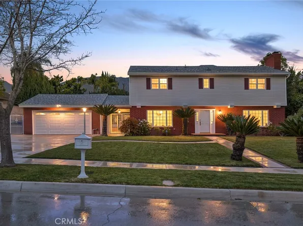 389 Deborah Ct, Upland, CA 91784