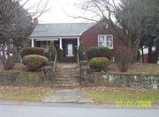 1139 Post Dr, Latrobe, PA