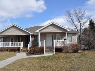 3416 Emerald Dr, Ames, IA 50010