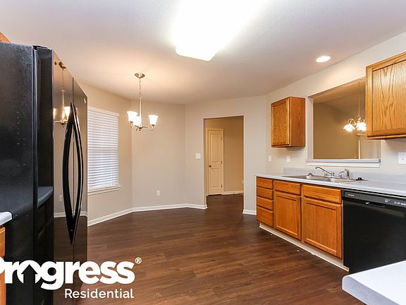 5th image of 5516 Bracken Cir