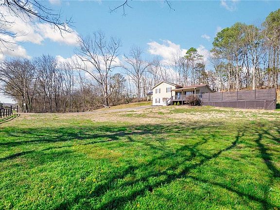 5th image of 3262 Poplar Springs Rd