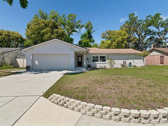 3rd image of 2505 Linden Tree St