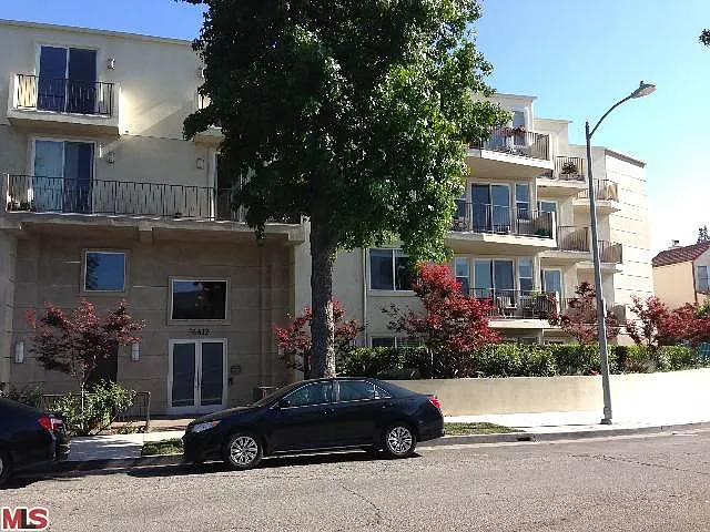 14412 Killion St — Photo 2