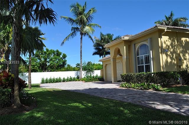 1st image of 16021 SW 90th Ct