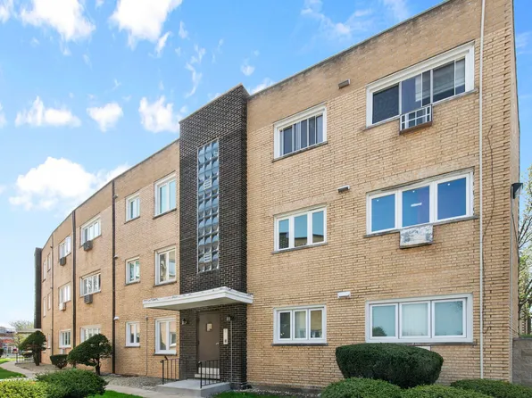 10332 S Pulaski Rd APT 307, Oak Lawn, IL 60453