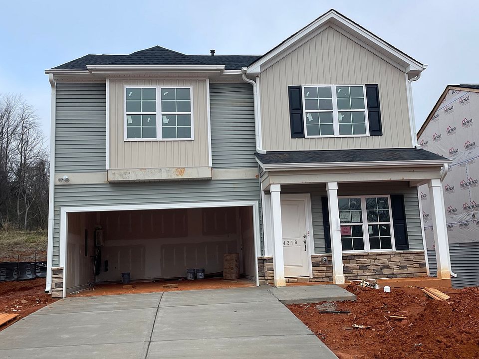 1st image of 4219 Honeysuckle Vine Dr