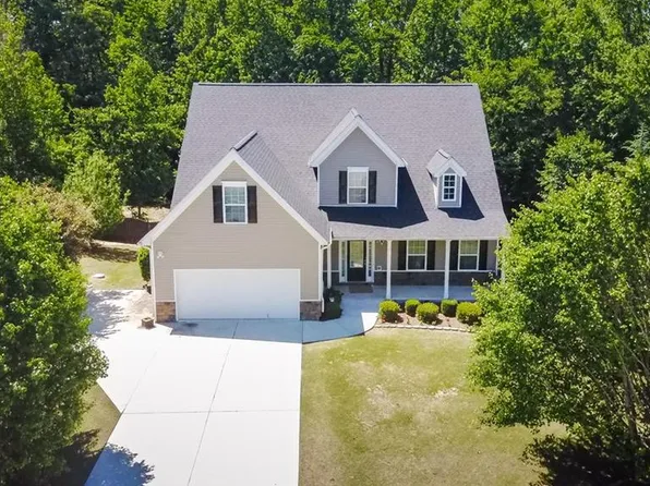 6609 Misty Springs Ln, Flowery Branch, GA 30542