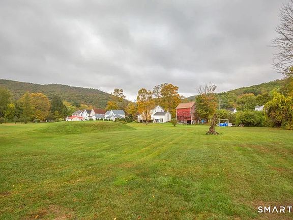 4th image of 67 Middlefield Road