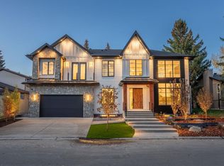 620 S Varsity Estates Cres NW, Calgary, AB T3B 3C3